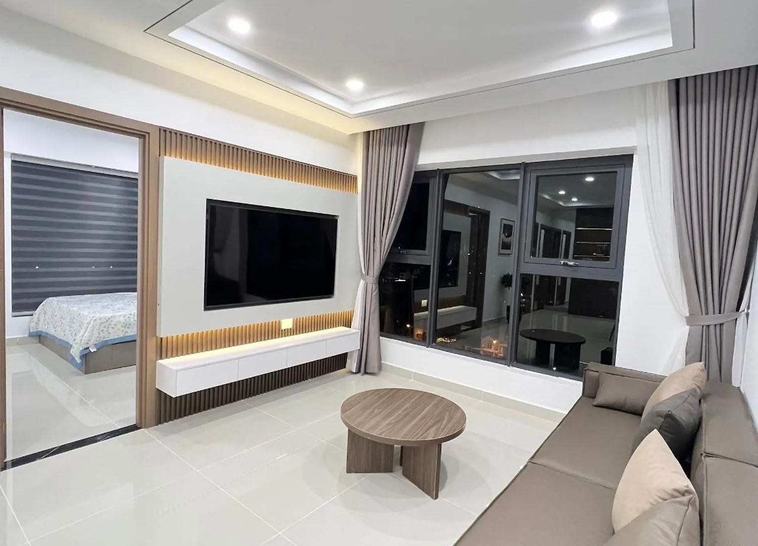 Beachfront House 芽庄 0*,  越南
